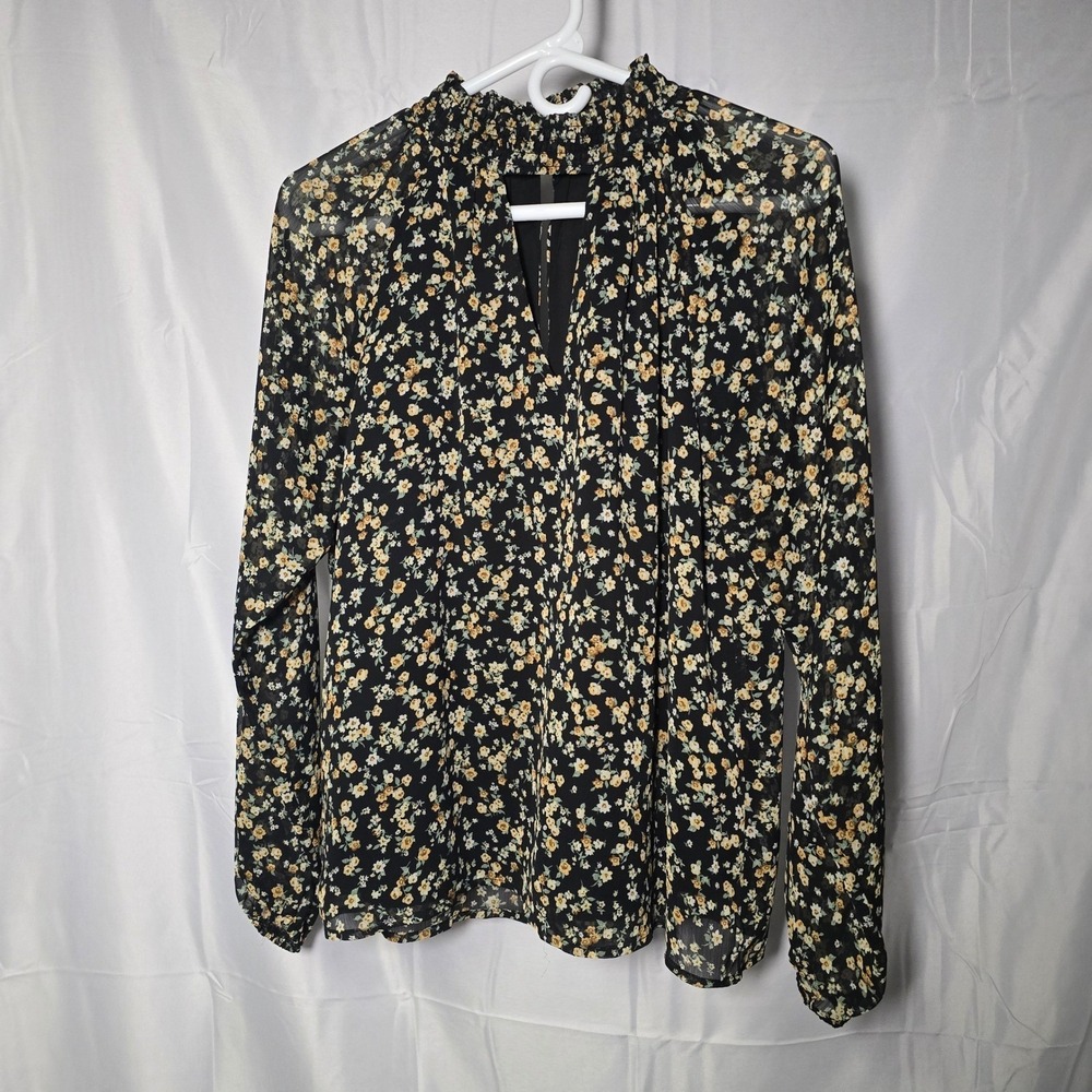 Lush Women Medium Black Floral‎ Smocked Blouse Top cottage coquette whimsy